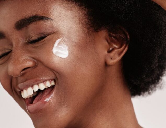 Bloom Skin, a nova rotina de skincare que valoriza o vi&ccedil;o natural e a sa&uacute;de da pele.